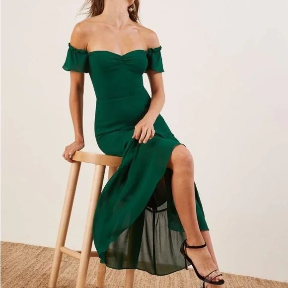 Reformation Green Ruched Maxi Dress with Flutter Sleeves - Picture 6 of 7